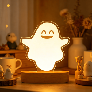 Lampe de nuit LED très vendue 2025, design tendance, base ovale en bois de hêtre avec motif gravé au laser personnalisable pour chambre à coucher - Product Image 4