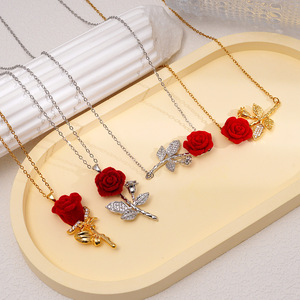 สร้อยคอจี้กุหลาบกำมะหยี่ชุบทอง18K พร้อมผ้านิรันดร์กุหลาบและผีเสื้อคริสตัลสำหรับเครื่องประดับแฟชั่นโรแมนติกสำหรับผู้หญิง - Product Image 6
