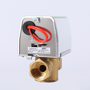 Válvula Eléctrica Bidireccional de Latón DN20, Tipo On/Off, 6 Puntos, Normalmente Cerrada, para Sistemas HVAC y Unidades Fan Coil - Product Image 1