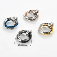 Collier pendentif en acier inoxydable avec trois cercles entrelacés pour hommes et femmes, combinaisons multicolores, breloques rondes, bijoux cadeau