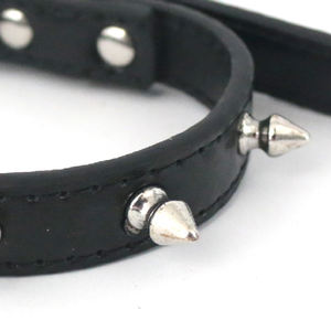Modern 1.5*35CM PU <b>Spiked</b> <b>Dog</b> <b>Collar</b> Durable Soft Fashionable Western Style Features Solid Rivet Lighted for Training Purpose - Product Image 3