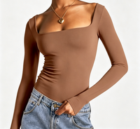 Nouveau Body Femme Personnalisé à Col Carré, Manches Longues Ajustées et Extensibles, Idéal pour Tenue de Soirée ou Clubbing, Prise en Charge OEM, Logo, Couleur et Taille Personnalisables