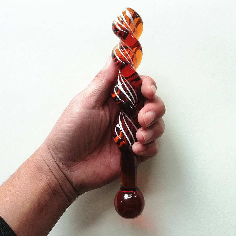 สีน้ำตาล