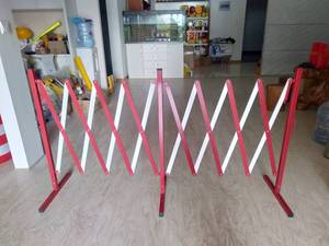 Extensible longueur 500cm de contrôle des foules <span class=keywords><strong>en</strong></span> métal ascenseur rétractable ciseaux clôture <span class=keywords><strong>accordéon</strong></span> <span class=keywords><strong>barrière</strong></span> - Product Image 4