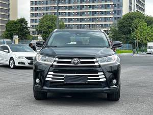 <span class=keywords><strong>Toyota</strong></span> <span class=keywords><strong>Highlander</strong></span> 2.0T 4WD Édition Luxe 7 places SUV 2019, cuir clair, turbo essence, norme nationale V, <span class=keywords><strong>occasion</strong></span> - Product Image 4
