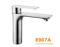 Robinet de salle de bain en laiton chromé à poignée unique monté sur pont de type capteur (sans contact) pour hôtels robinets de lavabo de vente d'usine