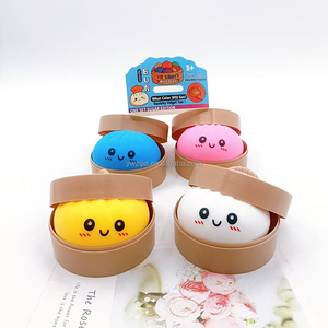 En stock, Jouet promotionnel coloré et mignon, anti-stress souple en forme de boulette vapeur à paillettes avec visage souriant et cuiseur vapeur - Product Image 2