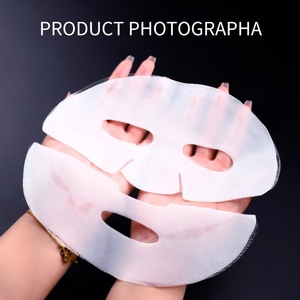 Maschera Idrogel Traslucida Bianca per Viso Intero, Dissolubile e Assorbibile, Nuova Maschera Coreana al Collagene Rassodante Effetto Ghiaccio per Tutti i Tipi di Pelle - Product Image 1