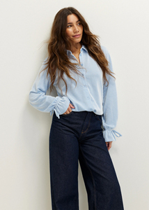 Chemise à manches longues pour femme, à rayures, structurée, avec poignets et ourlet ajustables, fabrication OEM ODM en gros par une usine <span class=keywords><strong>de</strong></span> vêtements chinoise - Product Image 6