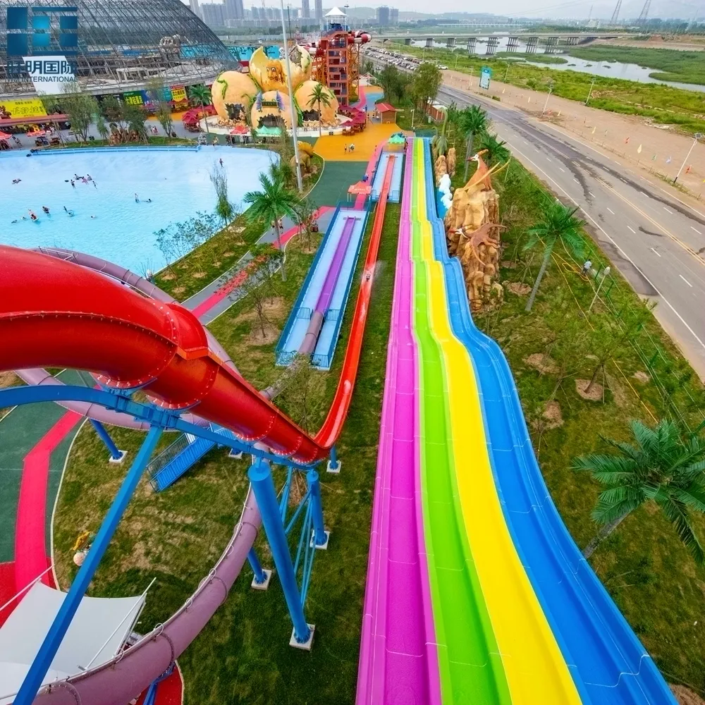 Disesuaikan warna 110 Meter perosotan air panjang perosotan air untuk taman air