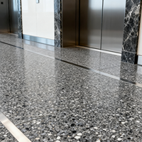 Dalles de terrazzo artificielles résistantes à l'usure de couleur personnalisée, carreaux de terrazzo faits à la main pour la décoration intérieure des escaliers d'hôtels et de villas