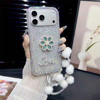 Coque de téléphone 3D ornée de diamants, très populaire et très vendue, compatible avec Apple 17, anti-chute, luxe, avec cordon en peluche diamanté pour iPhone 18