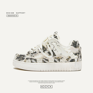 Nueva serie de zapatillas deportivas de plataforma con diseño moderno, transpirables, cómodas, a la moda y con estilo. - Product Image 2