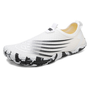 Zapatos de Agua con Parte Superior de Malla, Suela de Goma, Transpirables, Unisex, para Uso en la Playa en Verano, Punta Cerrada, Entresuela de EVA, Ligeros, de Secado Rápido - Product Image 5