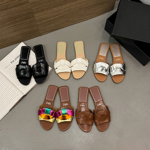 Nuove Scarpe Estive 2026 <span class=keywords><strong>Intrecciate</strong></span> Lucide di Design Sandali per Donne e Signore Scarpe Basse di Lusso <span class=keywords><strong>Ciabatte</strong></span> alla Moda Femminili - Product Image 6