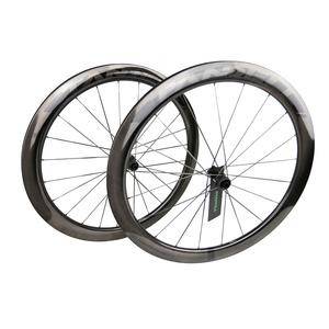 OEM <span class=keywords><strong>Precio</strong></span> al por mayor <span class=keywords><strong>Ruedas</strong></span> de bicicleta de <span class=keywords><strong>carretera</strong></span> LEGER 50 Ligero 1260G +/-20g 700c Center Lock Hub <span class=keywords><strong>Ruedas</strong></span> de carbono para bicicleta de <span class=keywords><strong>carretera</strong></span> - Product Image 5