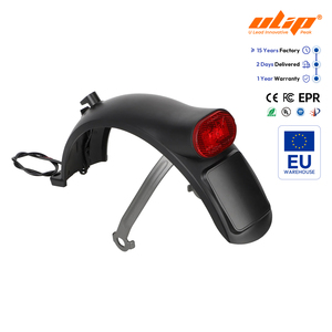 ชุดบังโคลนหลัง MI 6 Lite พร้อมไฟท้ายแบบมีตะขอ ชุดขายึดโลหะ ชุดไฟเตือนความปลอดภัย ชุดป้องกันบังโคลน - Product Image 2