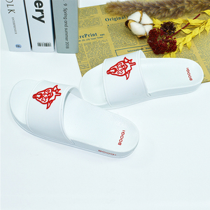Zapatillas de plástico de verano para hombres y mujeres Sandalias de PVC con patrón imprimible de texto y logotipo personalizado - Product Image 2