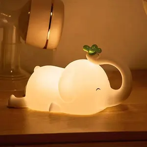 Hadiah anak-anak silikon Anime terbang gajah anak malam terbang gajah lampu gantung lucu bayi terbang gajah lampu malam untuk kamar