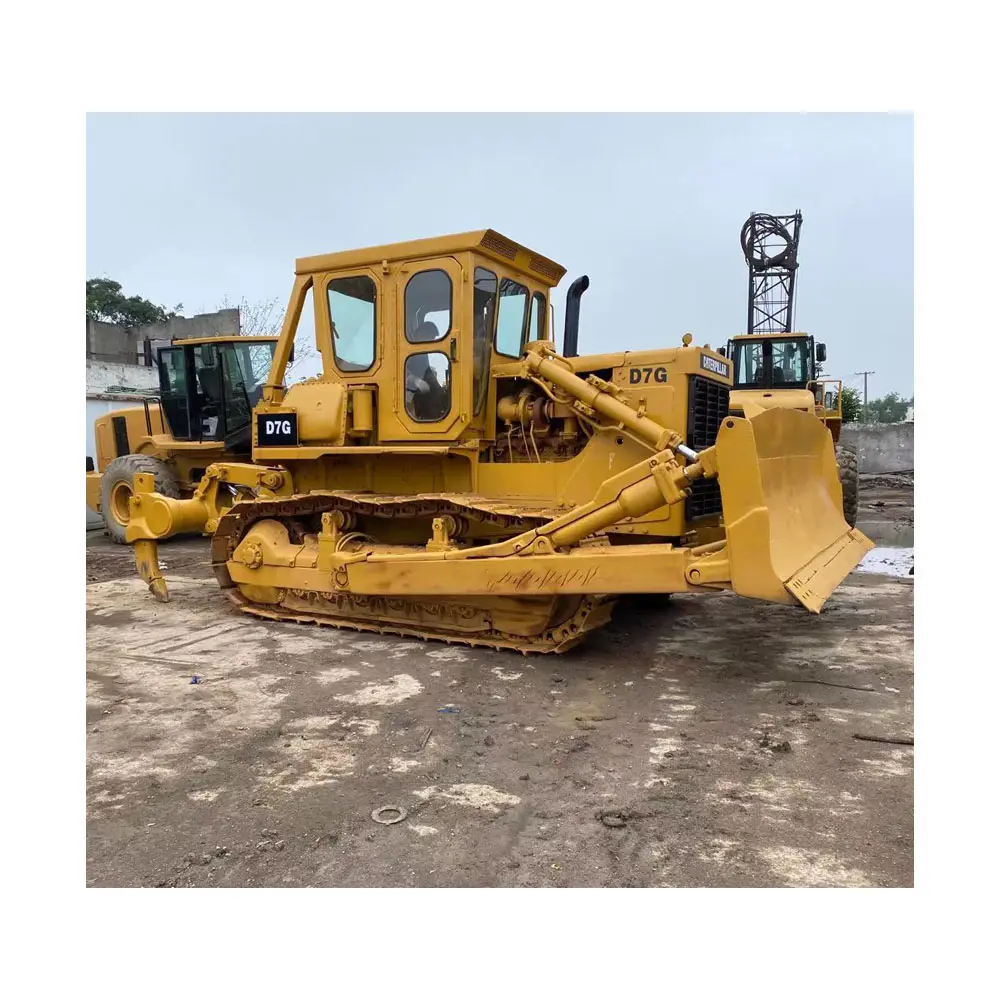 Bulldozer d'occasion japonais d'origine Caterpillar D7G d7h D7r bulldozer d7 caterpillar utilisé