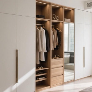 Armoire <span class=keywords><strong>de</strong></span> Luxe Moderne en Bois Massif Guida – Meuble <span class=keywords><strong>de</strong></span> Chambre Européen Durable, Montage Facile, Taille Sur Mesure pour la Maison - Product Image 2