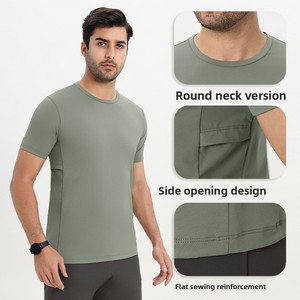 Camiseta Deportiva para <span class=keywords><strong>Hombre</strong></span>, Cuello Redondo, Tejido <span class=keywords><strong>de</strong></span> Punto, 100% Poliéster, Transpirable, <span class=keywords><strong>de</strong></span> Secado Rápido, con Logotipo Reflectante Personalizado - Product Image 4