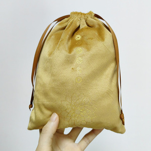 Bolsa de Terciopelo Personalizada de Lujo con Cordón para Exhibición de Joyería, Bolsa de Joyería de Gamuza Sintética con Logotipo y Cintas - Product Image 4