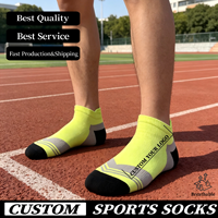 Chaussettes de sport pour hommes en nylon à compression professionnelle, de haute qualité, personnalisées, OEM, athlétiques, à séchage rapide, Coolmax, pour la course à pied et la salle de sport