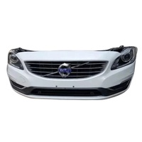 Kit de parachoques delantero de piezas de coche de alta calidad adecuado para Volvo V40 Kit de parachoques delantero de carrocería OE/39829795/39829794