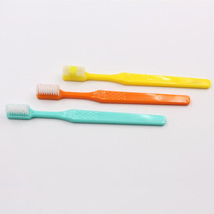 Custom Colored Soft Bristle Toothbrush Mc084 Adult Manual Toothbrush Clean Function - Product Image 2