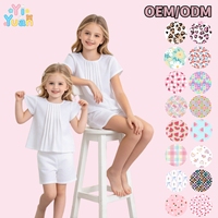 Ensemble décontracté polyvalent 2 pièces pour fille : haut plissé à manches courtes imprimé personnalisé et short confortable à taille élastique – Tenue d'été pour tout-petits à la maison