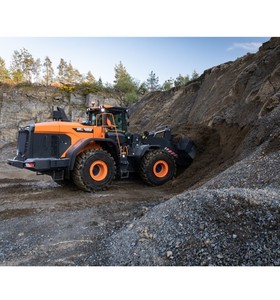 Chargeur frontal lourd 26T DL480-7 257 kW avec attache rapide pour opérations industrielles en chantier - Product Image 6