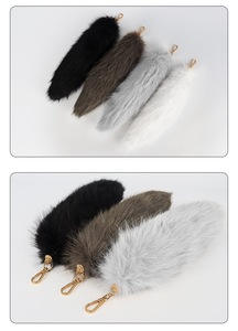 Llavero de Cola de Zorro Sintética Grande, Blanca y Esponjosa, Barato, para Decoración, Llavero de Piel Sintética de Mapache - Product Image 6