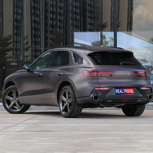 Genesis GV70 Sport Edition AWD Galine SUV Usado en Buenas Condiciones, con HUD, Monitor de Punto Ciego, Puerta Trasera Eléctrica, Servicio Completo, en Venta - Product Image 4