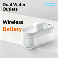 Fontaine à eau intelligente sans fil alimentée par batterie, double sortie d'eau, distributeur automatique d'eau pour chats et chiens, intérieur