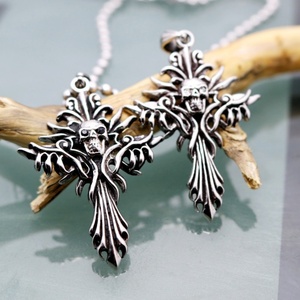 Collar con Colgante de Calavera y Cruz Gótica, Joyería de Moda con Colgante de Acero de Titanio Fundido, Amuletos para Hombre - Product Image 2