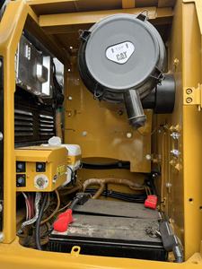 Excavatrice sur chenilles Caterpillar CAT 323 d'occasion, faible nombre d'heures, modèle original - Product Image 2