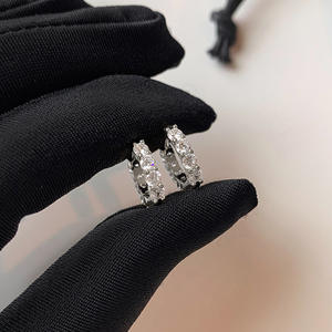 Pendientes de Aro con Diamantes Loro Piana de 13 mm, Chapados en Oro Blanco, Corte Brillante Redondo, Diamantes Naturales, Unisex, Uso Diario, Estilo Clásico - Product Image 5