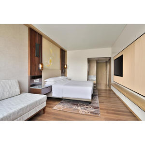 Courtyard by Marriott Luxus-Hotel Schlafzimmer-Set Foshan Hotelmöbel Metall-Schlafzimmermöbel Bettgestell im Angebot - Product Image 3