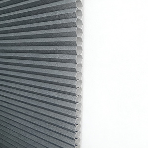 Stores alvéolaires en tissu non tissé de polyester de 16 mm, écologiques, pour fenêtres, anti-UV, anti-bruit, pour une protection solaire optimale de la pièce. - Product Image 1