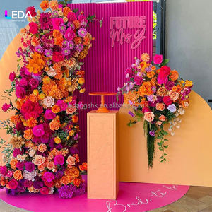 Nuevo Estilo de Camino de Mesa con Flores de Tacto Real en Combinación de Color Naranja y Rosa Intenso para Decoración de Baby Shower y Eventos - Product Image 1