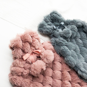 5 sacs chauffe-main 2l en fausse fourrure, étui pour boissons chaudes, amovible, avec longue housse en <span class=keywords><strong>peluche</strong></span>, vente en gros - Product Image 3