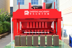 <span class=keywords><strong>Machine</strong></span> à fabriquer des briques en terre cuite DF7-10, <span class=keywords><strong>photos</strong></span> de la <span class=keywords><strong>machine</strong></span> à briques emboîtables, prix de la <span class=keywords><strong>machine</strong></span> à blocs de terre compressée - Product Image 4
