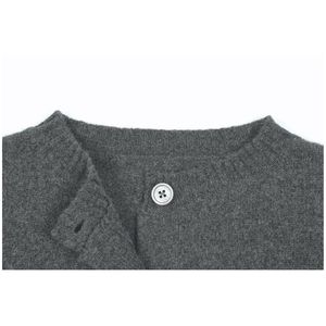 Cárdigan de moda para mujer personalizado OEM fino 100% lana merina Tejido estilo chino ajuste suelto manga larga cuello redondo - Product Image 3