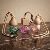 Diffuseur de voiture en verre dépoli taillé en diamant de 10 ml, flacon carré désodorisant avec bouchon en bois et corde de suspension
