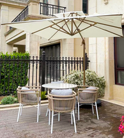 Ensemble de salle à manger d'extérieur moderne et durable pour villa, balcon, cour, table et chaises en rotin tressé, mobilier de jardin d'extérieur