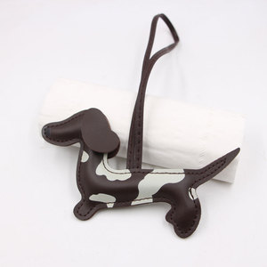 Porte-clés léger et pliable en cuir PU écologique pour chien Teckel avec impression typographique pour la décoration de sac à main - Product Image 2