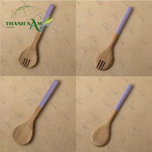 Utensilios de bambú con mango escarlata personalizados de alta calidad al por mayor, cuchara y tenedor para cocina y comedor - Product Image 5