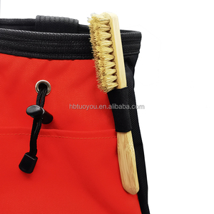 Brosse en bambou pour escalade en bois de hêtre personnalisée en gros emballée dans un sac avec logo personnalisé - Product Image 4