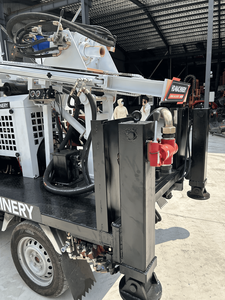 การถอดชิ้นส่วนการควบคุมแบบบูรณาการที่รวดเร็วเห<span class=keywords><strong>มา</strong></span>ะสำหรับการเจาะหิน HRT-200WaterWellDrillRig ต้นทุนต่ำ - Product Image 6